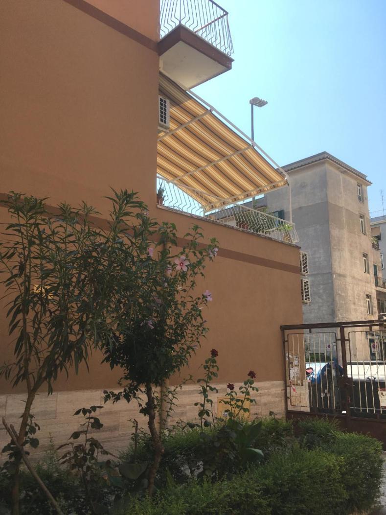 Alloggio Turistico Via Dei Faggi - Room Rome Exterior photo